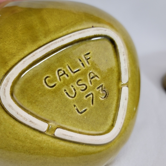 (2) Vtg California Pottery USA L73 Leaf Dish Bowls - Picture 4 of 16